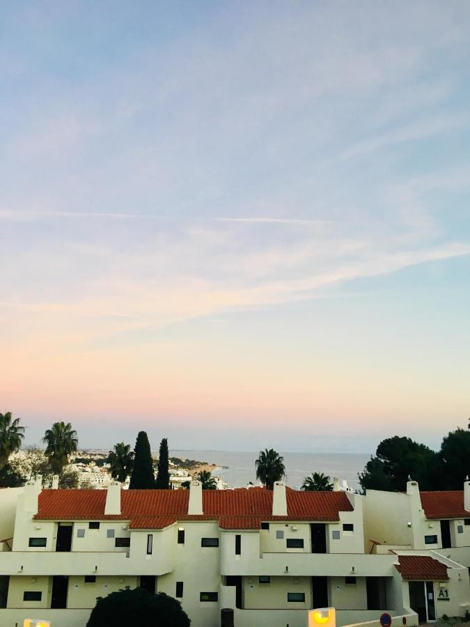 Cozy And Stylish Just 800m From The - New On Booking! Apartamento Albufeira