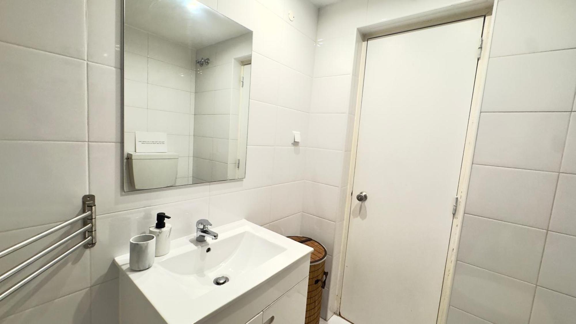 Apartamento Cozy And Stylish Just 800m From The - New On Booking!